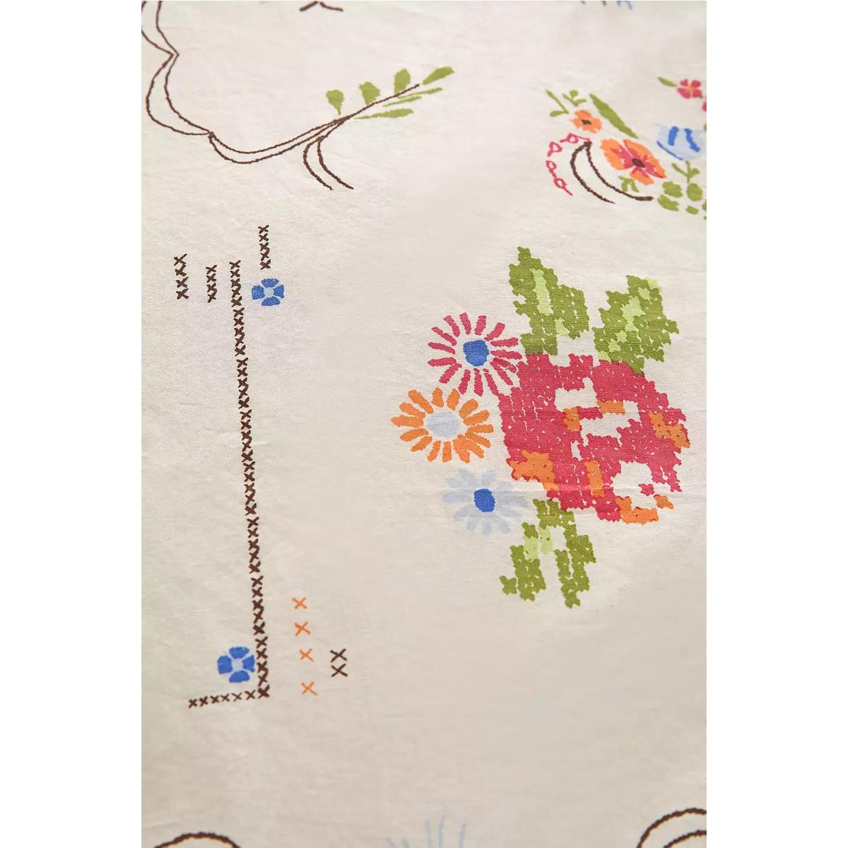 Irene Duvet Set - White Single at Urban Outfitters – image 3