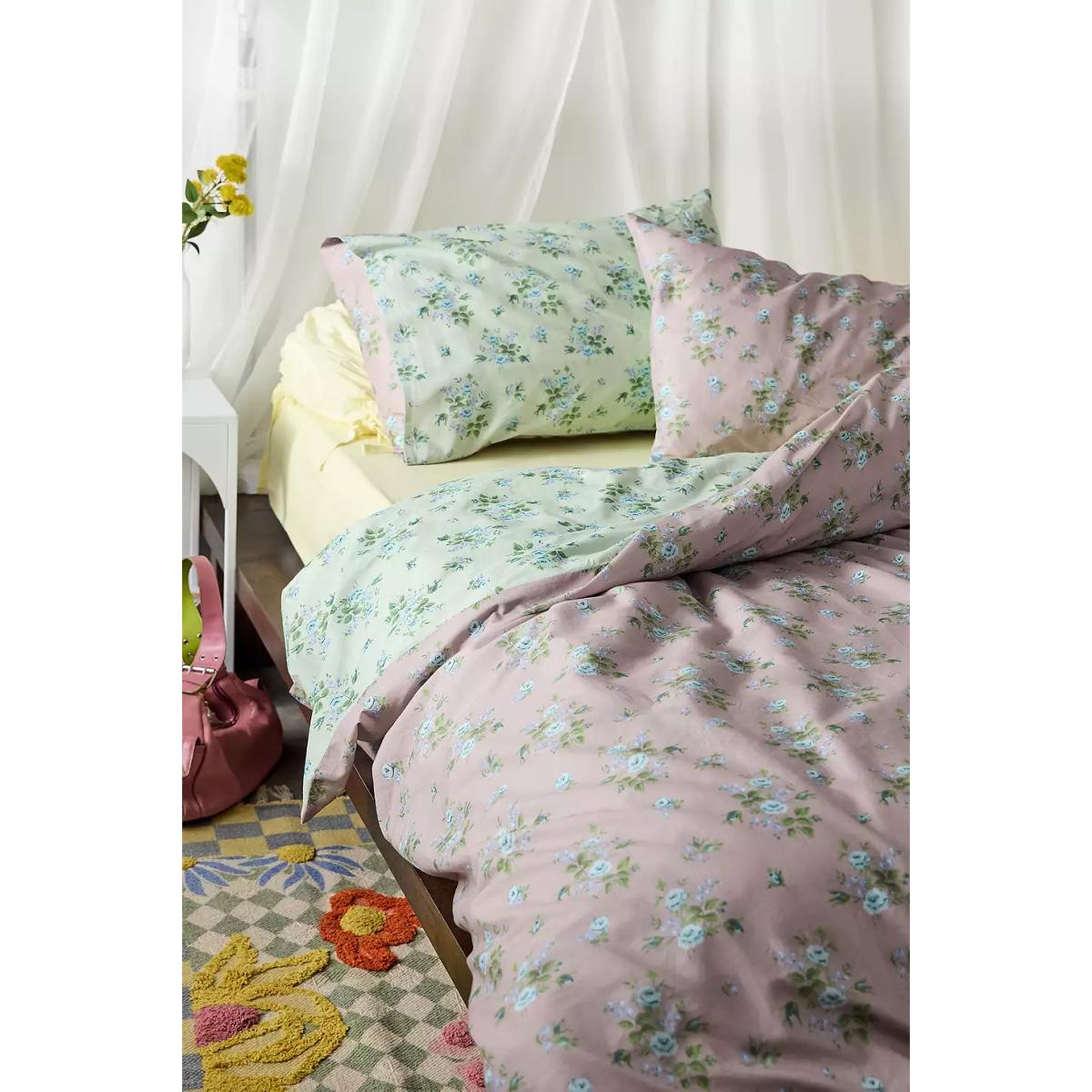 Vintage Rose Duvet Set Single at Urban Outfitters – image 4