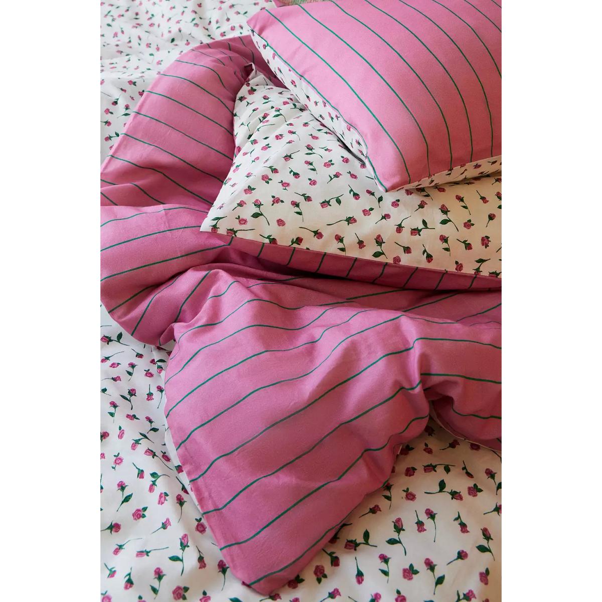 Pink & Green Stripe Rosebud Reversible Duvet Set Single at Urban Outfitters – image 3