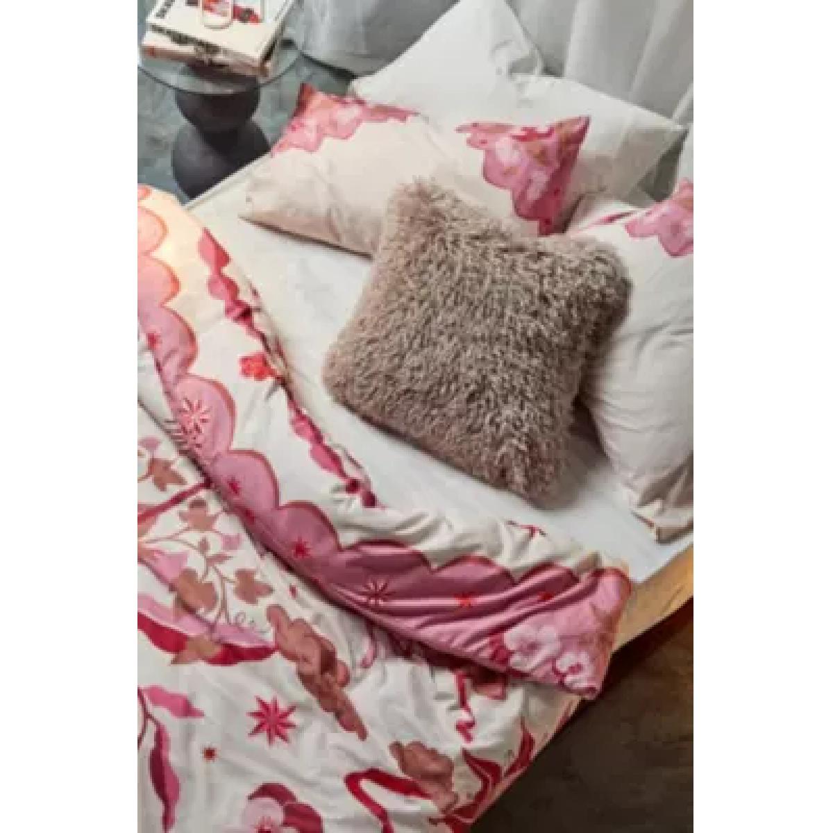 Vintage Valentine Duvet Set - Pink King at Urban Outfitters – image 12