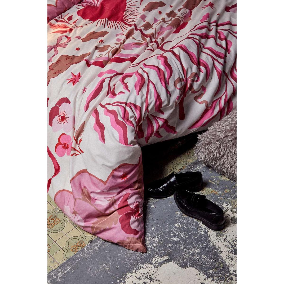 Vintage Valentine Duvet Set - Pink King at Urban Outfitters – image 6