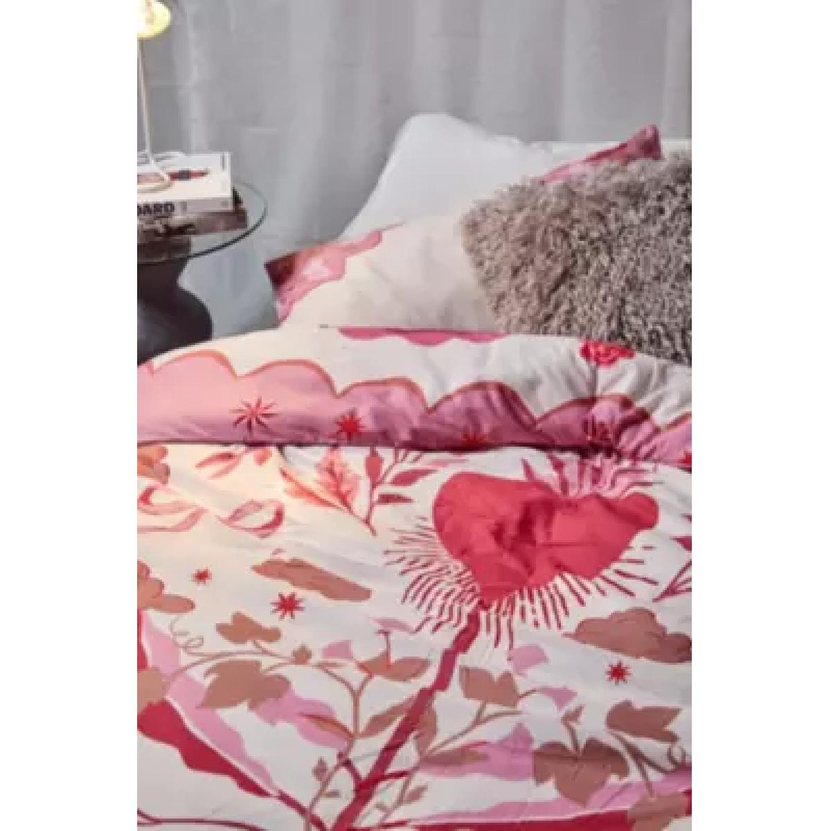 Vintage Valentine Duvet Set - Pink King at Urban Outfitters – image 10