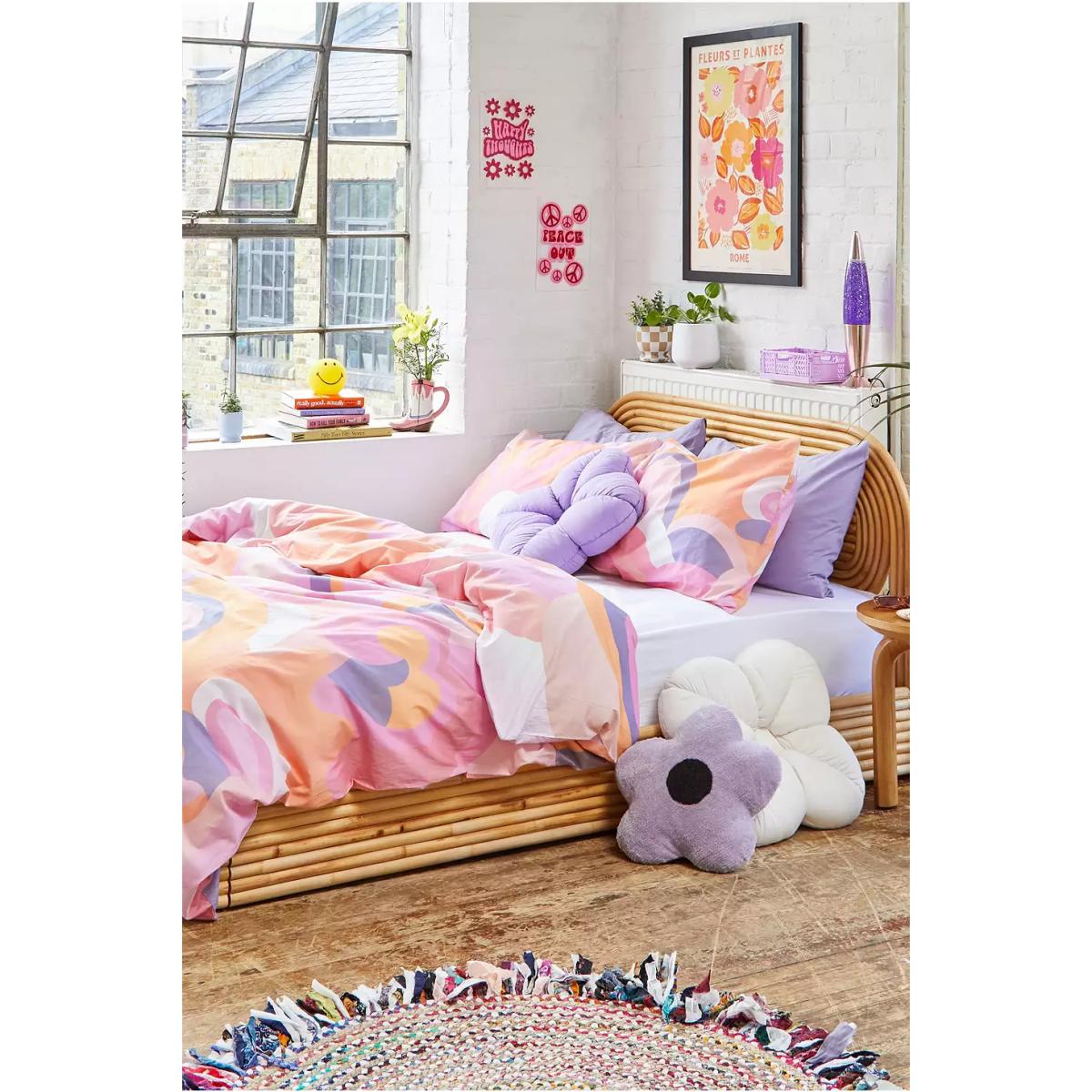 Florie Pastel Duvet Set - Assorted SINGLE at Urban Outfitters – image 4