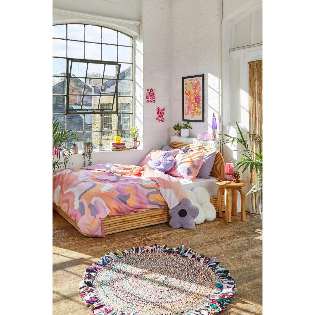 Florie Pastel Duvet Set - Assorted SINGLE at Urban Outfitters – image 6