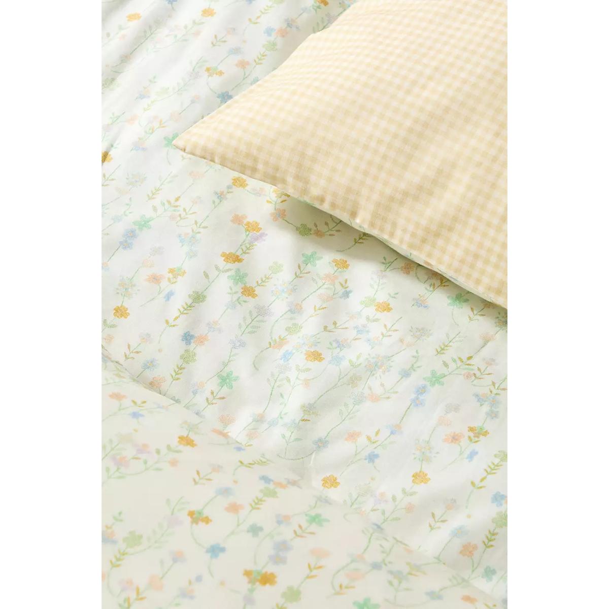 Dolly Mix Reversible Duvet Set - Yellow Double at Urban Outfitters – image 4