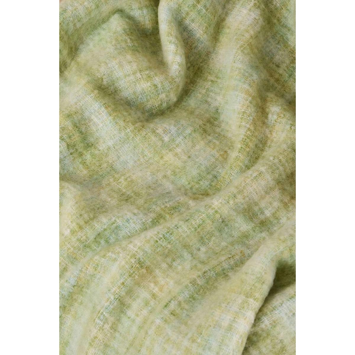 Space-Dye Knit Blanket - Light Green ALL at Urban Outfitters – image 4