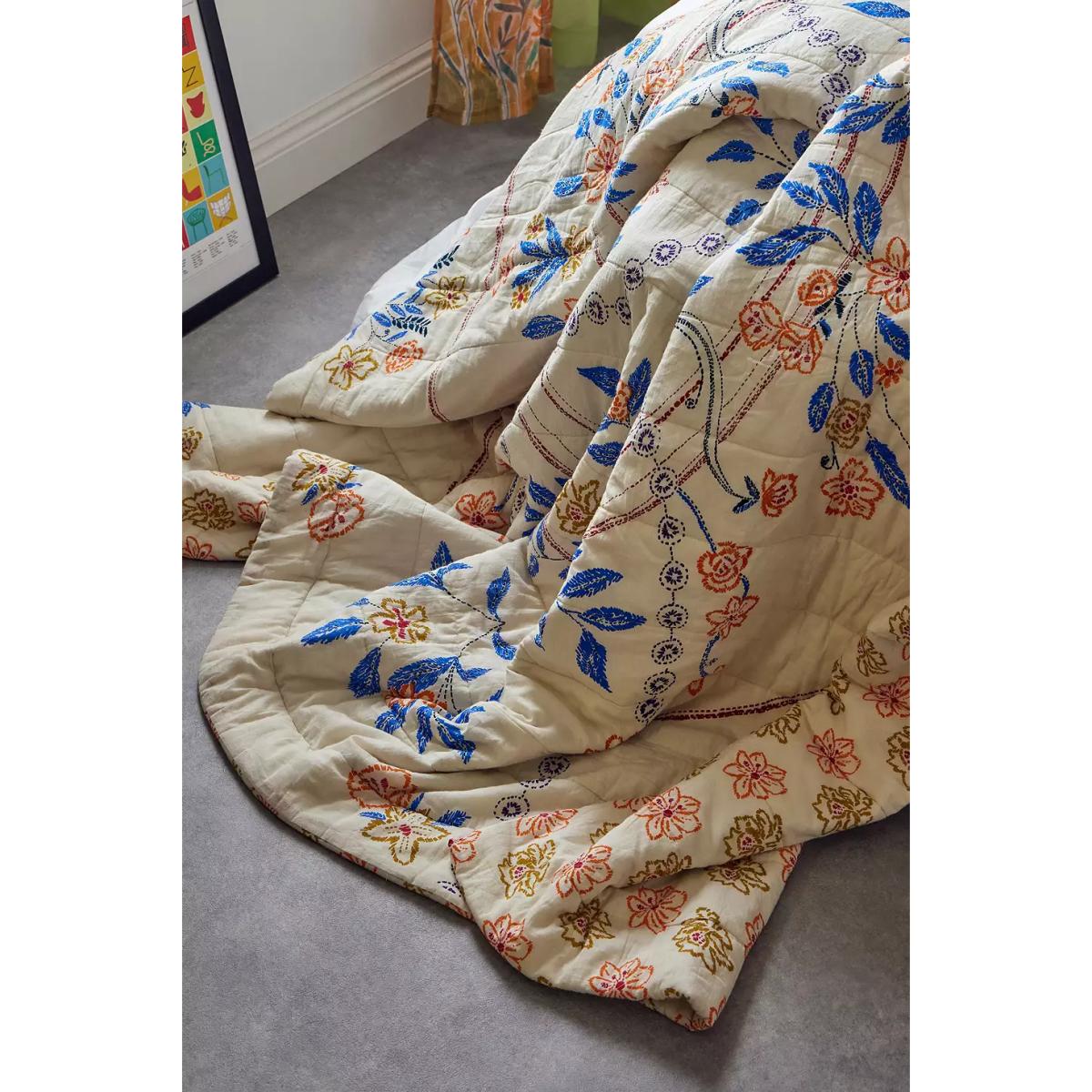 Artlette Tapestry Quilt ALL at Urban Outfitters – image 3