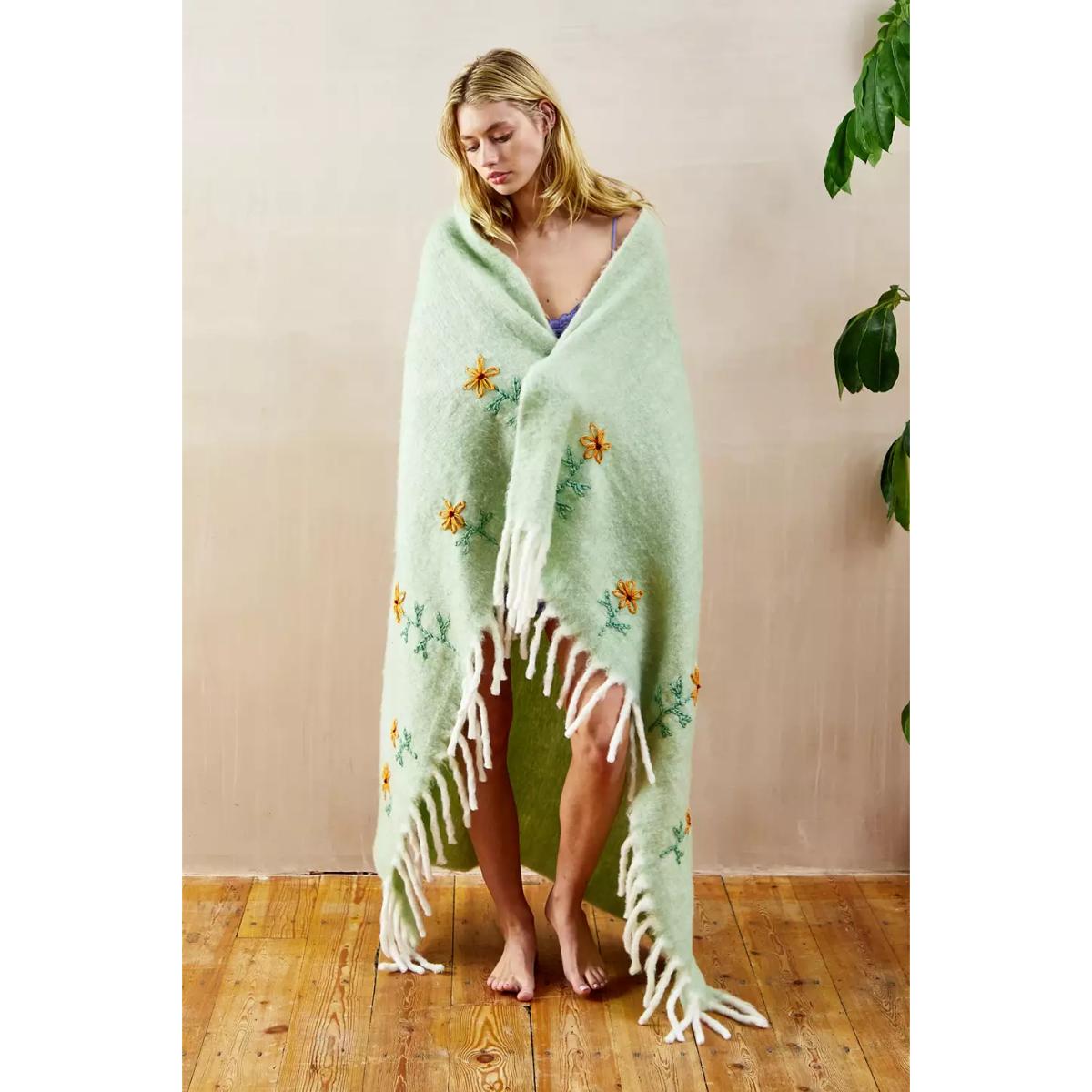 Urban Outfitters Embellished Sage Cosy Blanket - Light Green 150cm x 125cm – image 2