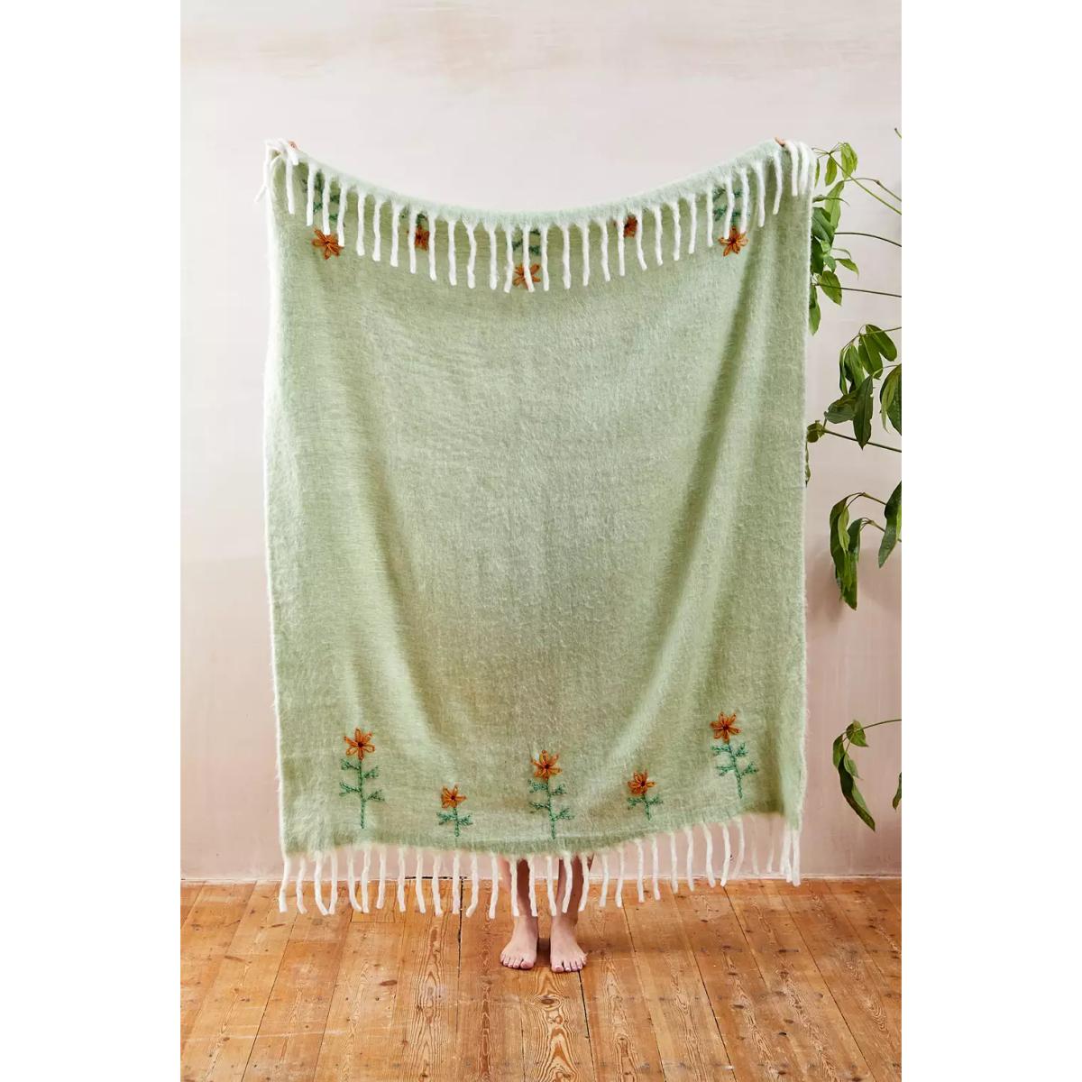 Urban Outfitters Embellished Sage Cosy Blanket - Light Green 150cm x 125cm – image 5