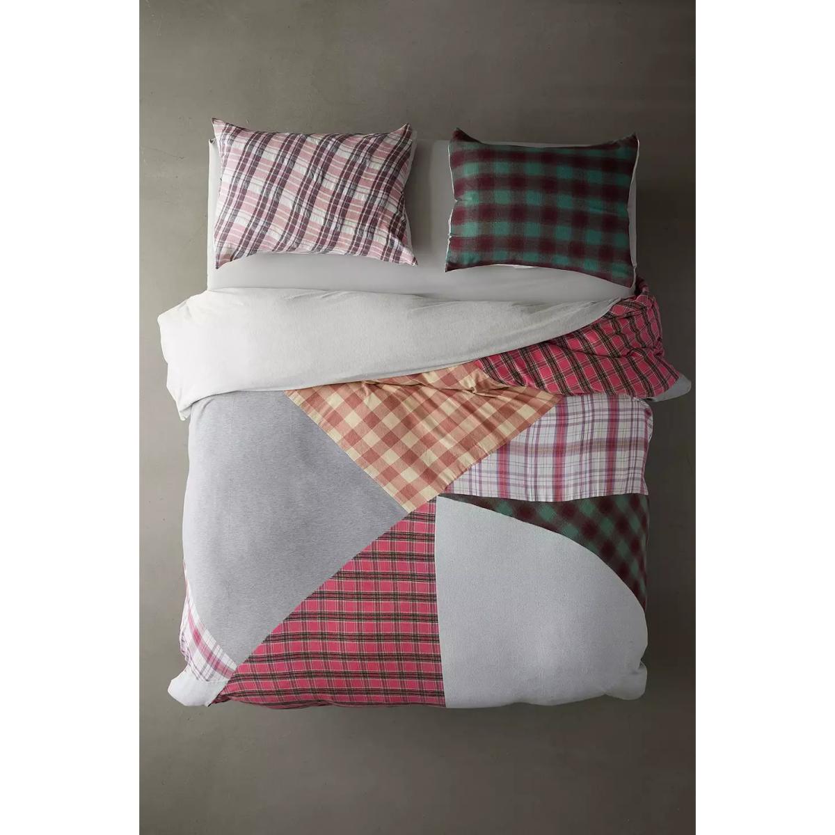 Urban Renewal Flannel Double Duvet Set - Assorted DOUBLE at Urban Outfitters – image 2