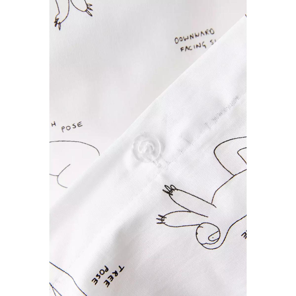 Yoga Sloth Duvet Set - Black SINGLE at Urban Outfitters – image 2