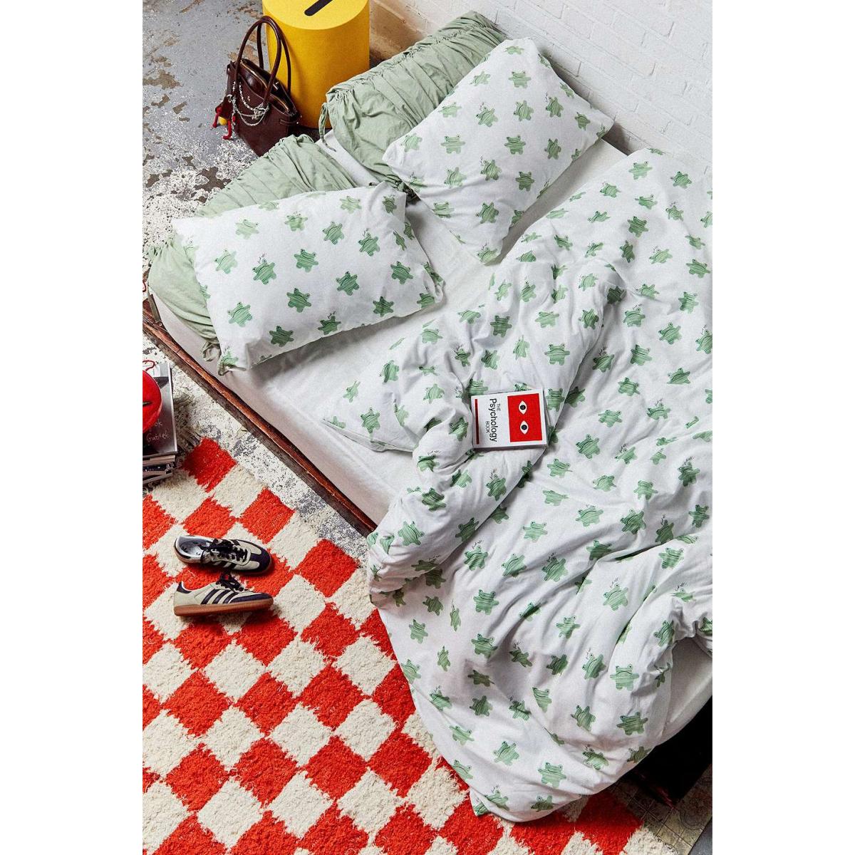 Grumpy Frog Duvet Set - White King at Urban Outfitters – image 2