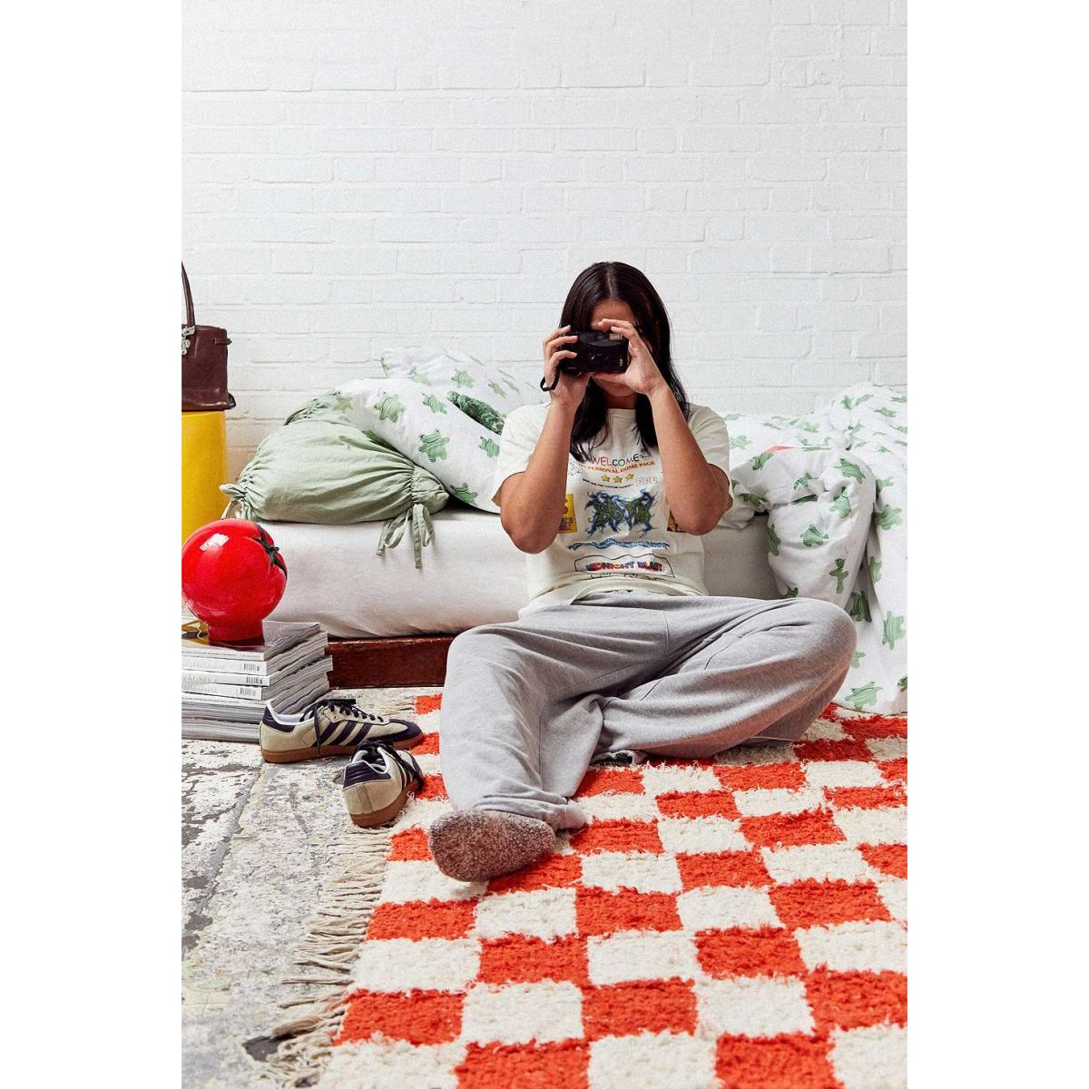 Grumpy Frog Duvet Set - White King at Urban Outfitters – image 5