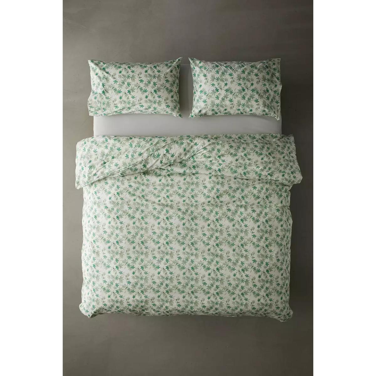 Leaf Buddy Duvet Set - Green DOUBLE at Urban Outfitters – image 6