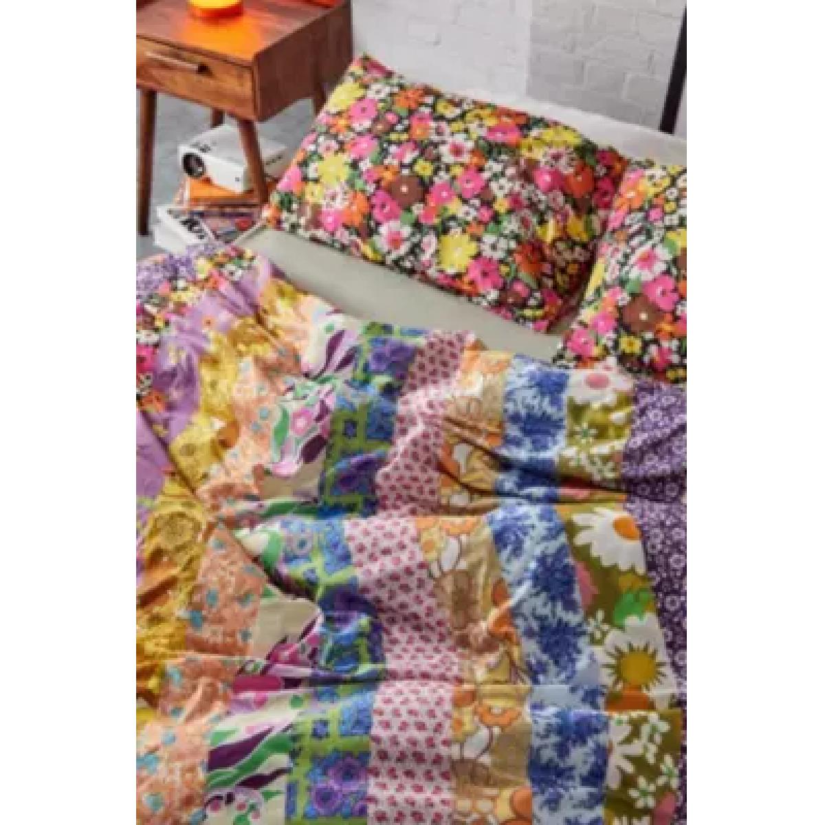 Vera Floral Duvet Set Single at Urban Outfitters – image 10