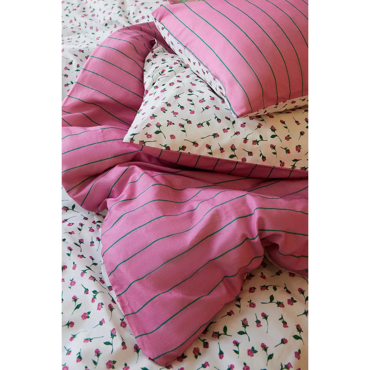Pink & Green Stripe Reversible Duvet Set Single at Urban Outfitters – image 2
