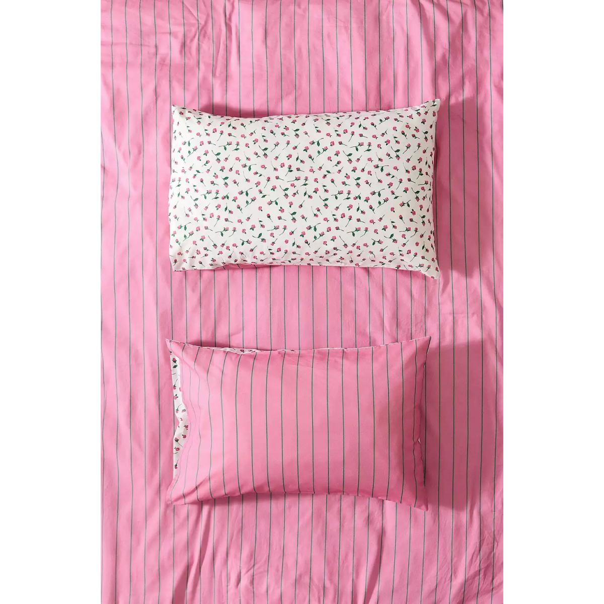 Pink & Green Stripe Reversible Duvet Set Single at Urban Outfitters – image 4