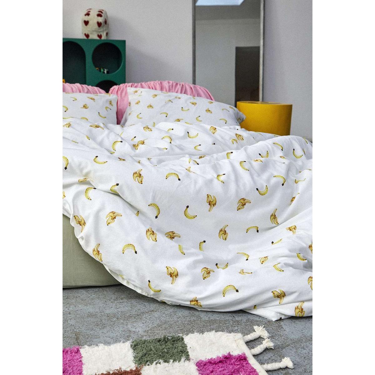 Go Bananas Duvet Set - White Single at Urban Outfitters – image 4