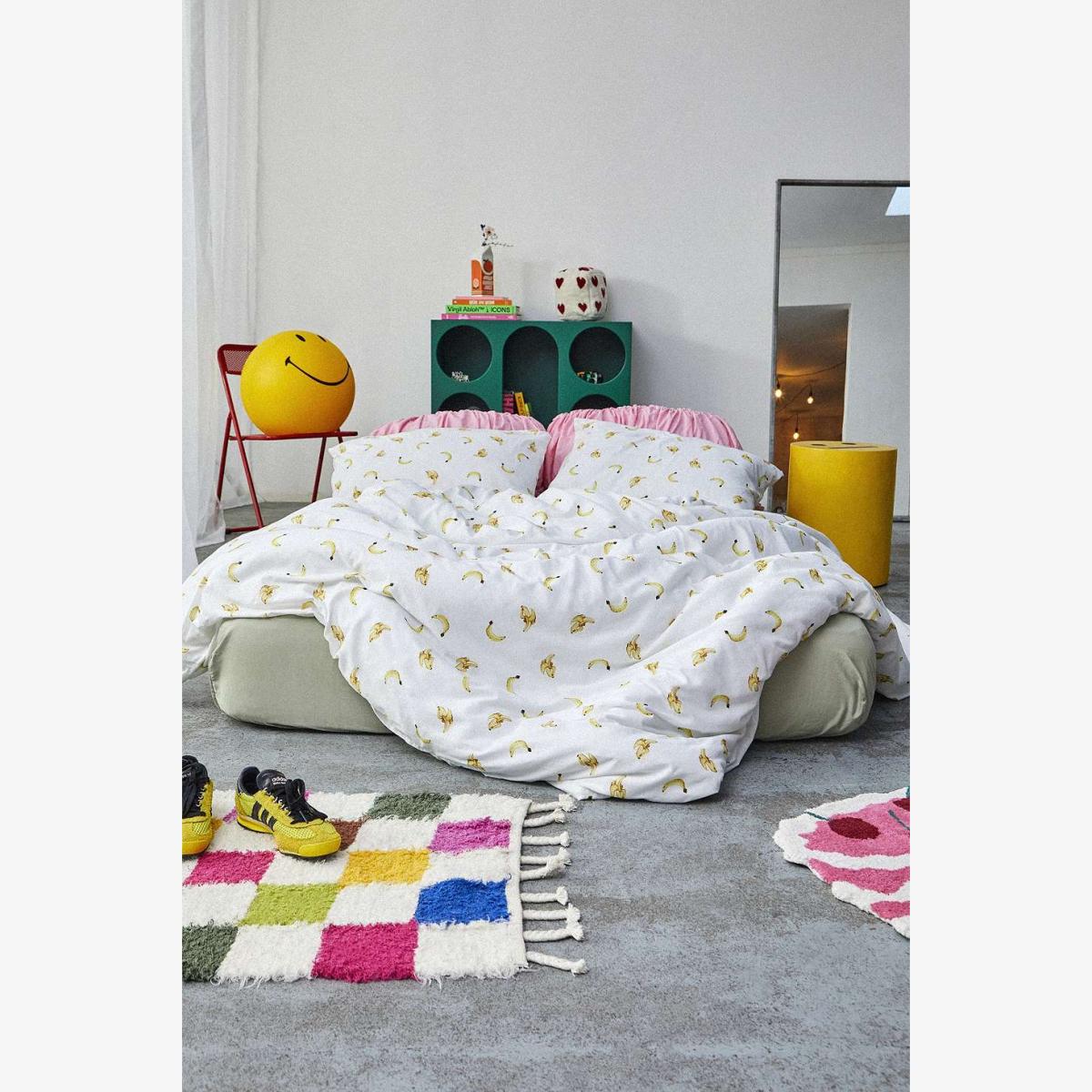 Go Bananas Duvet Set - White Single at Urban Outfitters – image 1