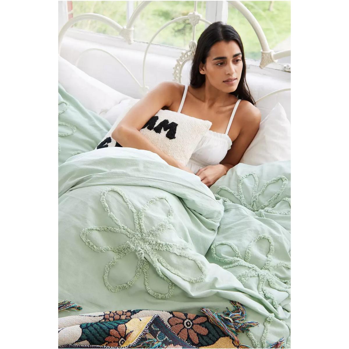 Tufted Flower Duvet Set - Light Green Double at Urban Outfitters – image 2