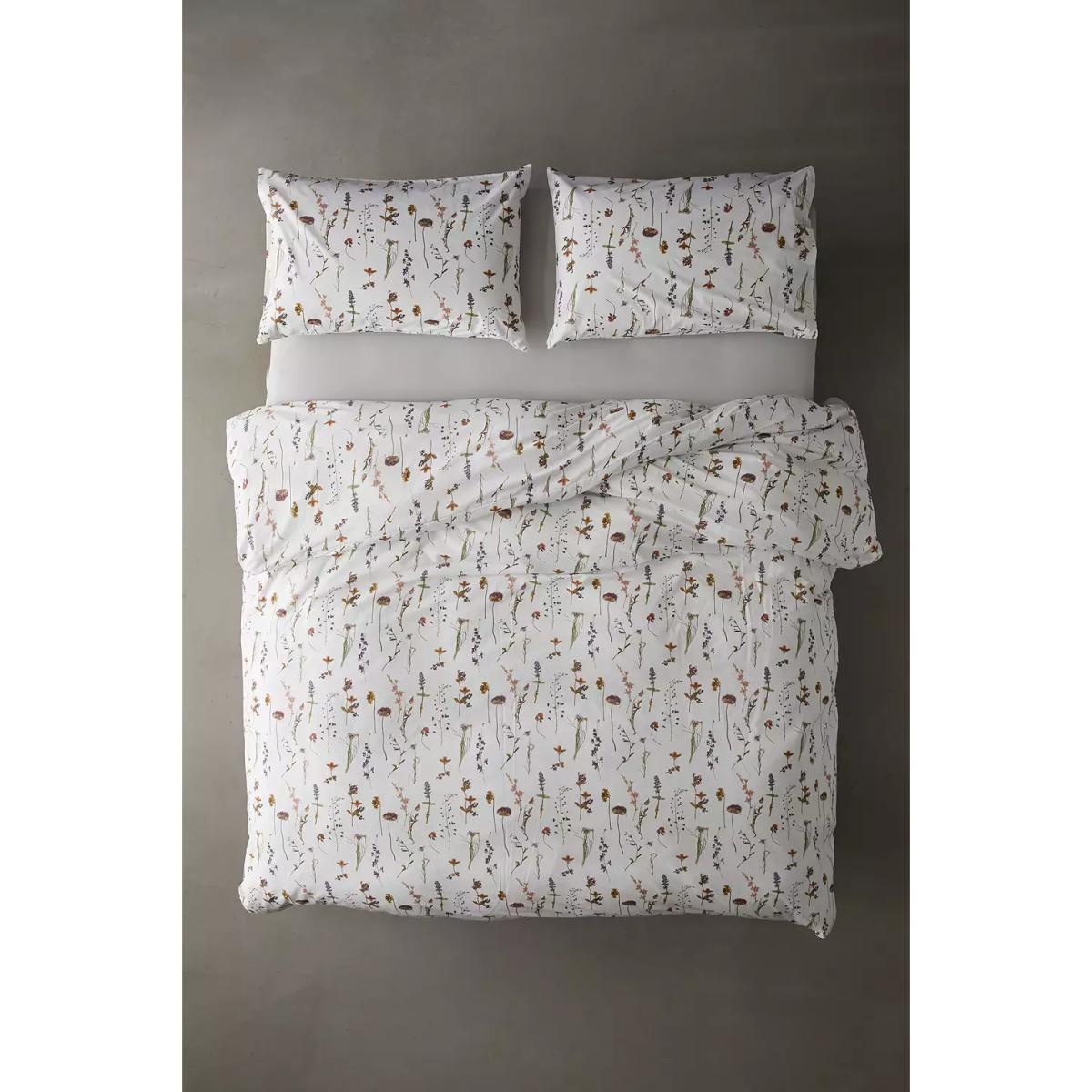 Pressed Flower Duvet Set - Assorted SINGLE at Urban Outfitters – image 6