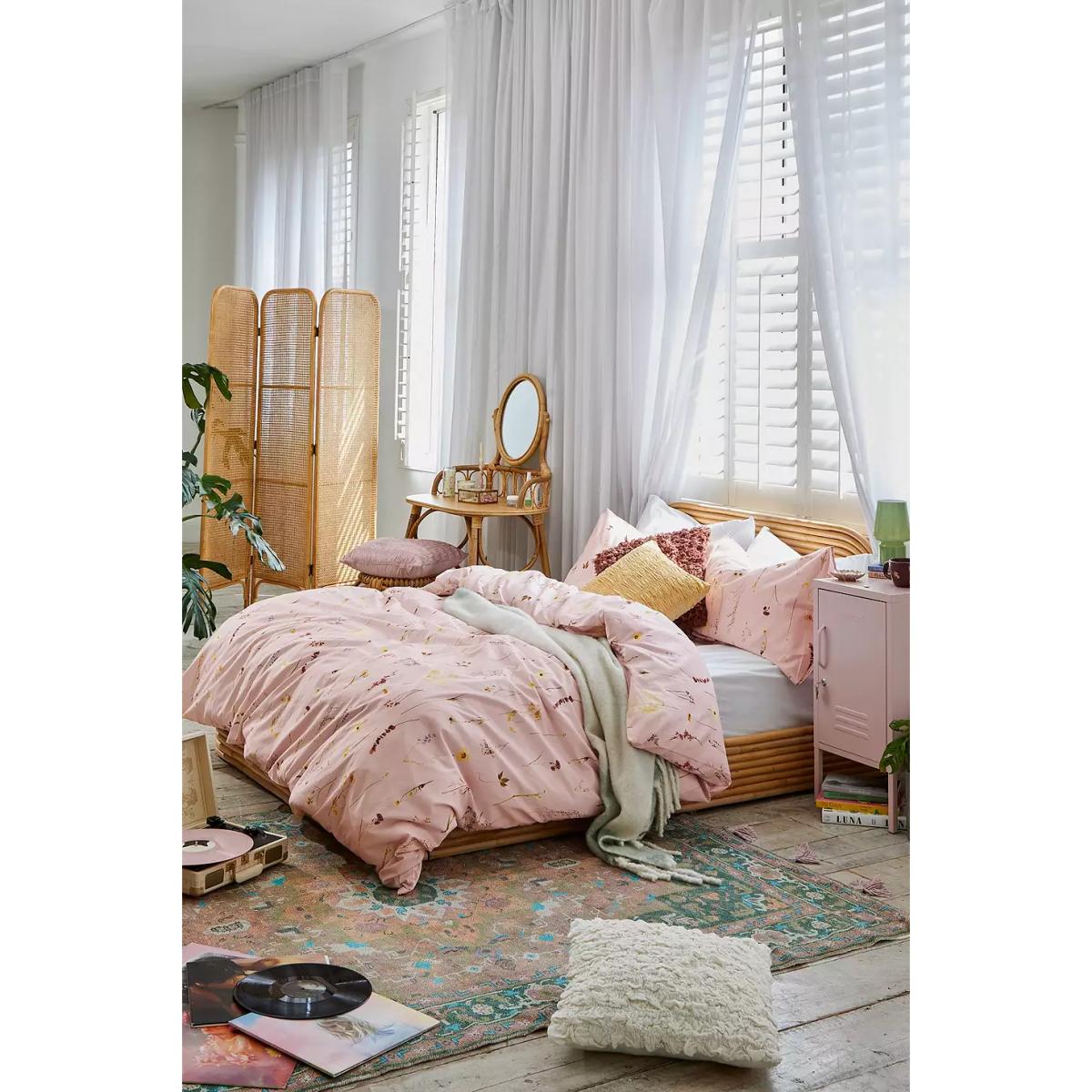 Florence Pink Pressed Flowers Duvet Set - Pink DOUBLE at Urban Outfitters – image 2