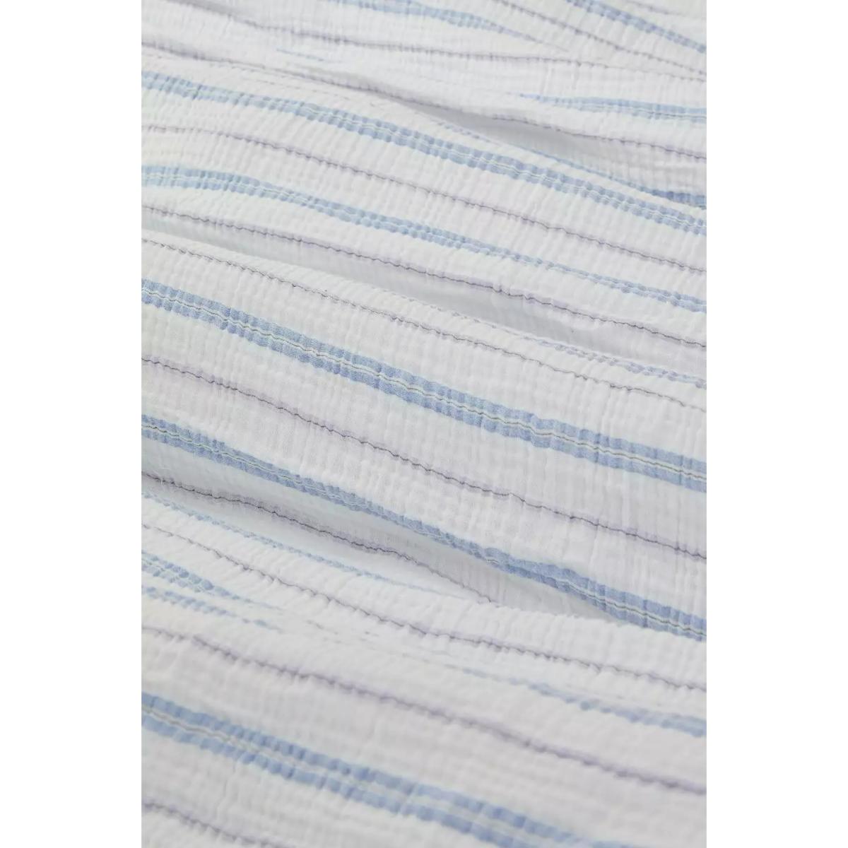 Stripe Cosy Crinkle Duvet Set - White Double at Urban Outfitters – image 3
