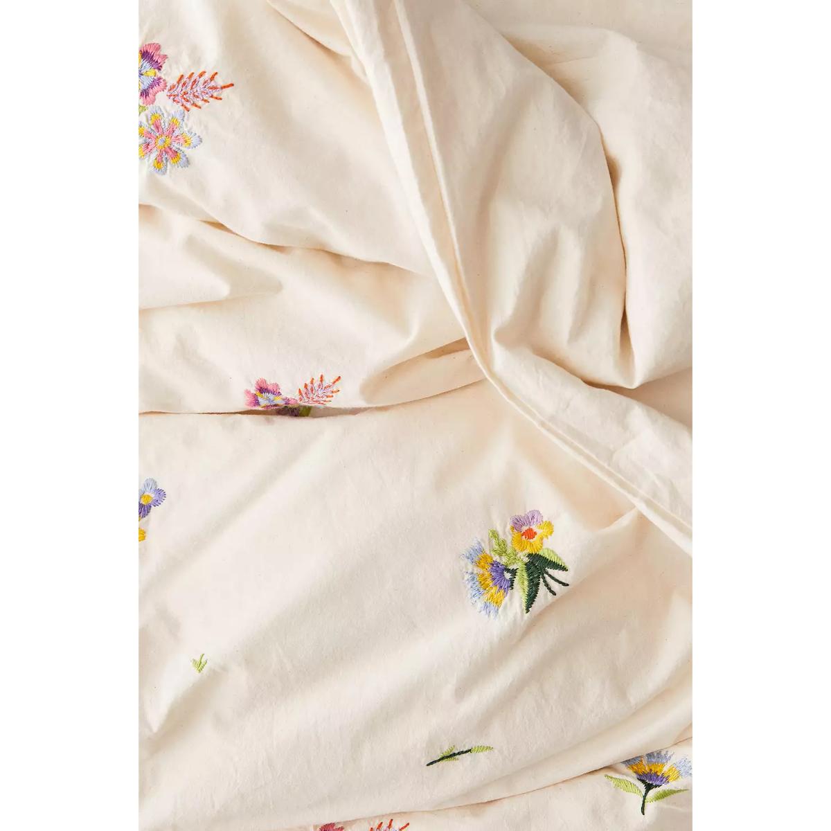 Georgine Embroidered Duvet Set - Cream King at Urban Outfitters – image 4