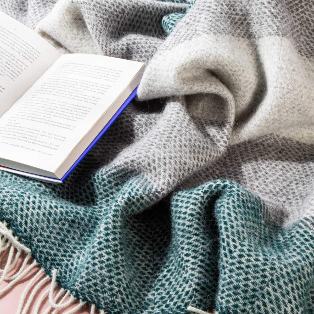 Green / Grey Pure New Wool Blanket - Down To The Valley One Size Heating & Plumbing London – image 1