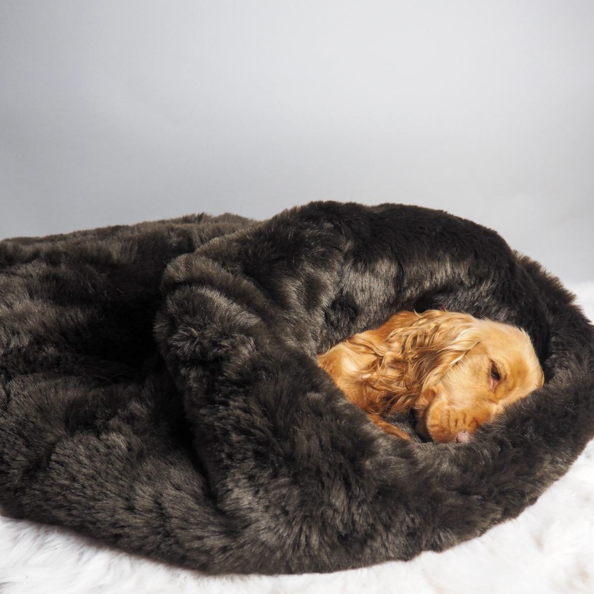 Pookie - Faux Fur Burrow Sleeping Bag - Dark Brown | Medium | Maison Le Lou – image 3