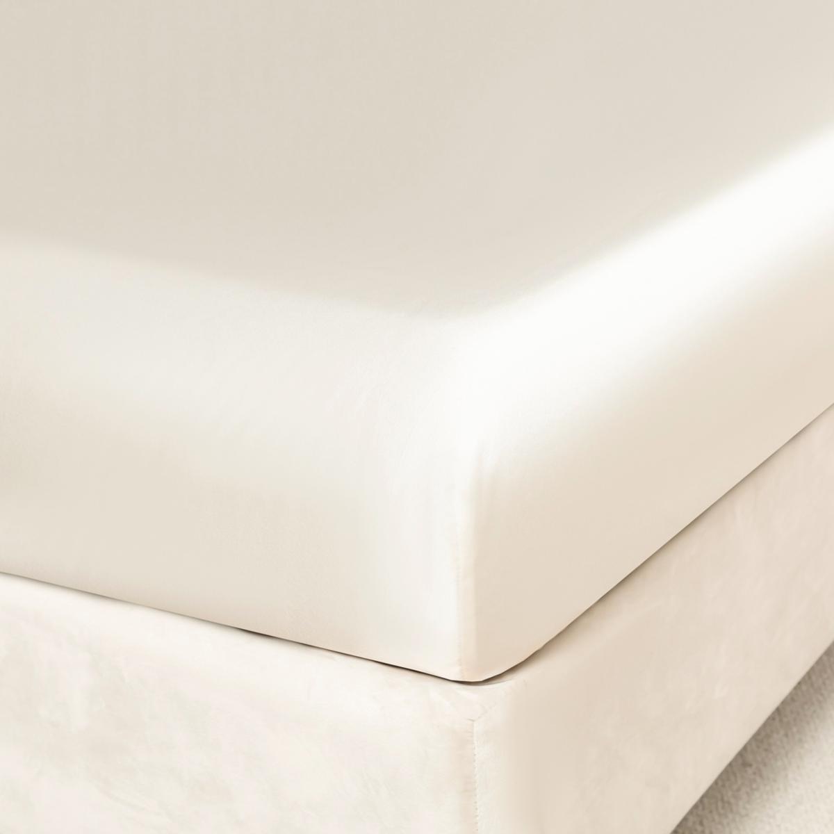 White Pure Mulberry Silk Seamless - Four-Piece Sheet Set - King Size - Ivory Us King Soft Strokes Silk – image 6