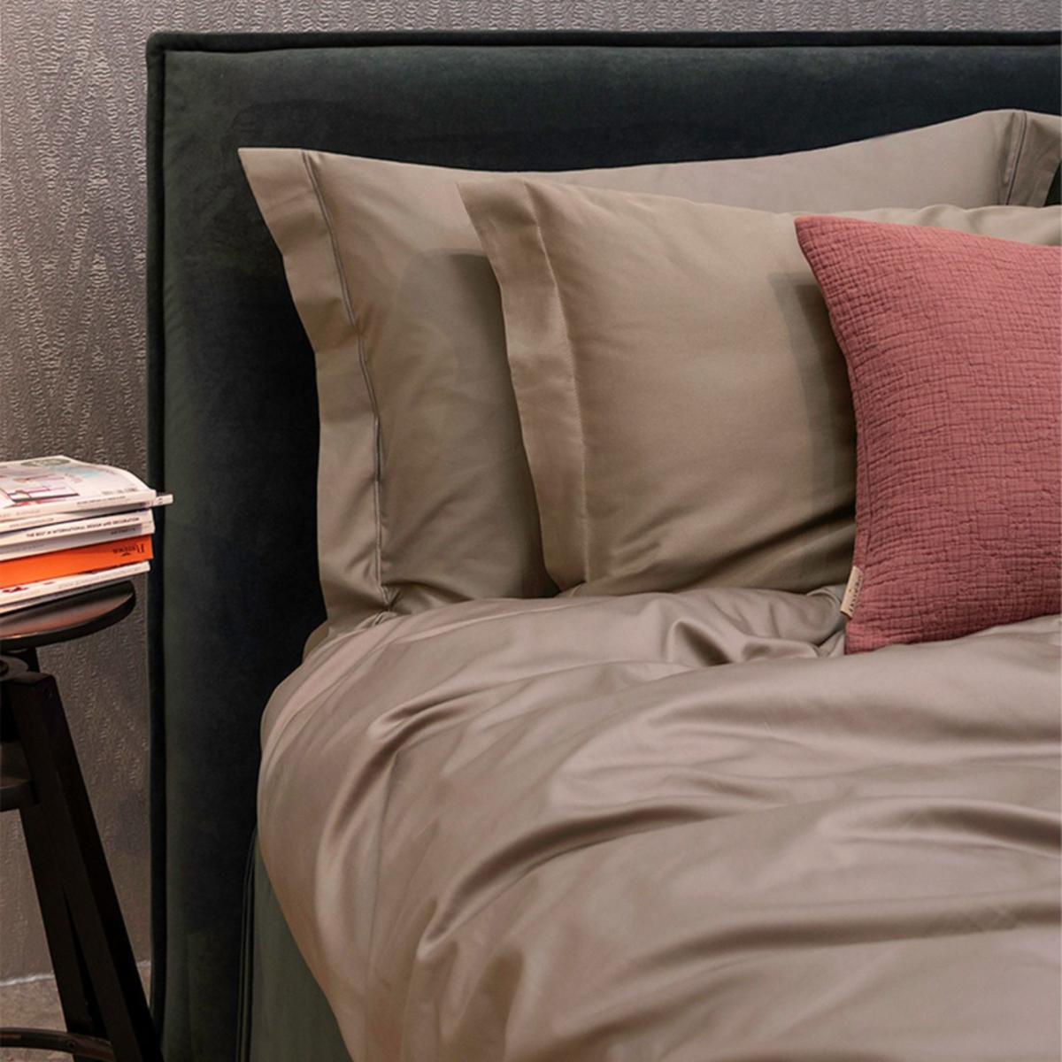Brown / Neutrals Cotton Bedding Set Solid Grey Cliff Uk Super King, Us King + Gift Wrapping | Us King | Decoflux Home – image 3