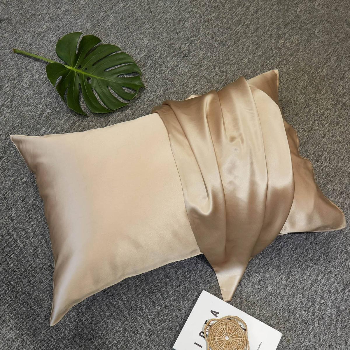 Neutrals Pure Mulberry Silk Seamless - Four-Piece Sheet Set - Double Size - Beige Uk Double Soft Strokes Silk – image 8