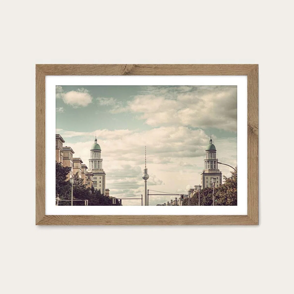 Frankfurter Tor 02 Art Print Oak Frame – image 1