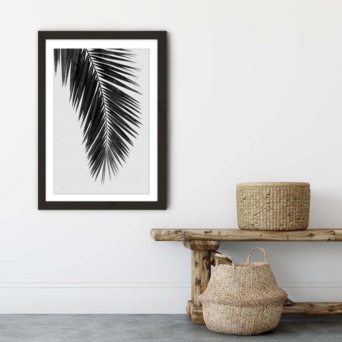 Palm Leaf Black & White I Art Print Black Frame – image 5
