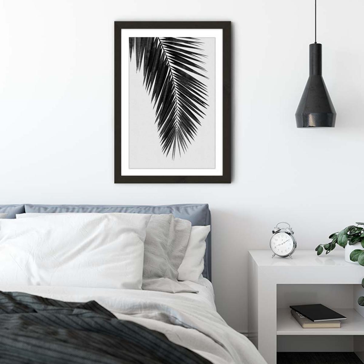 Palm Leaf Black & White I Art Print Black Frame – image 6