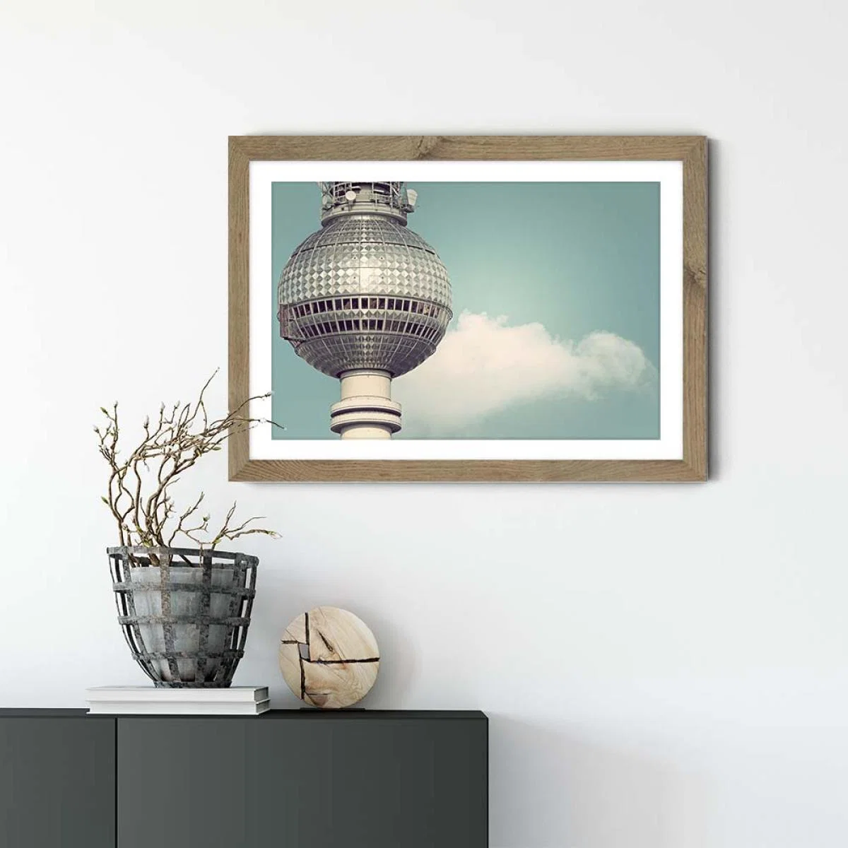 Fernsehtrurm Art Print Oak Frame – image 2