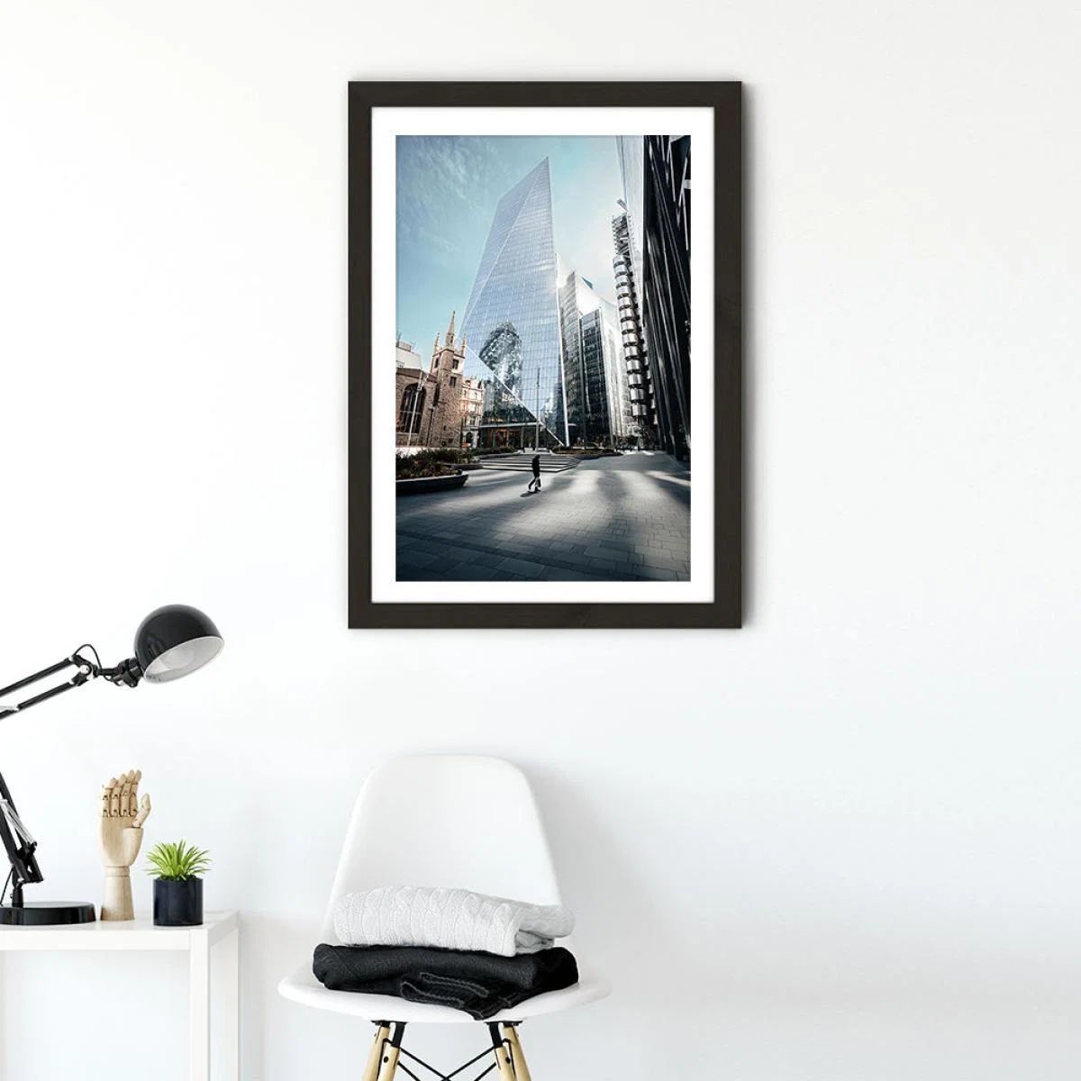 London Morning Art Print Black Frame – image 2