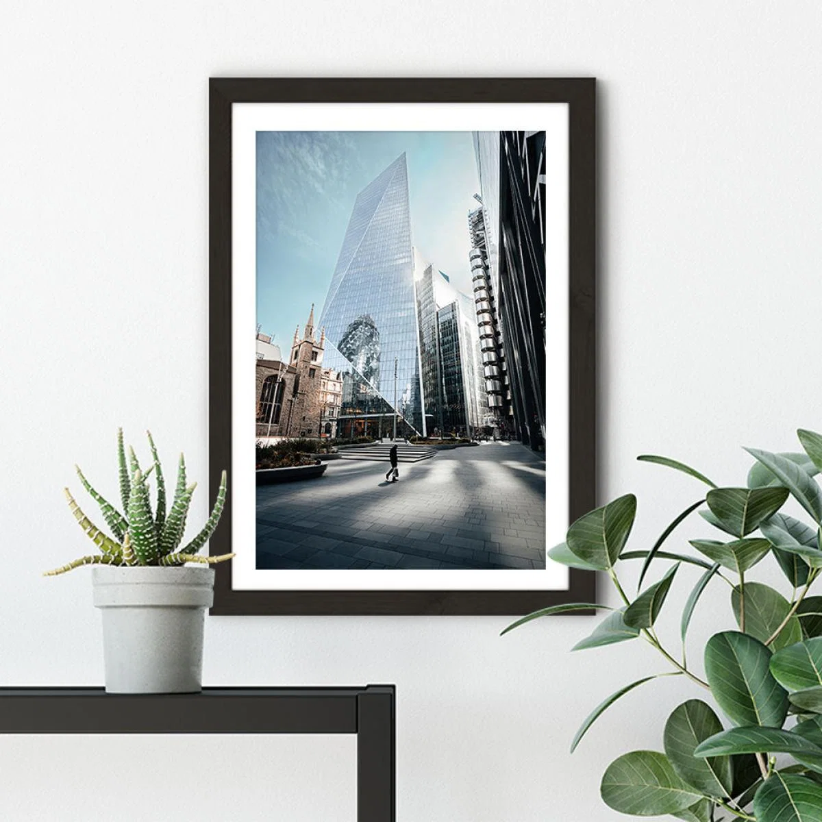 London Morning Art Print Black Frame – image 5