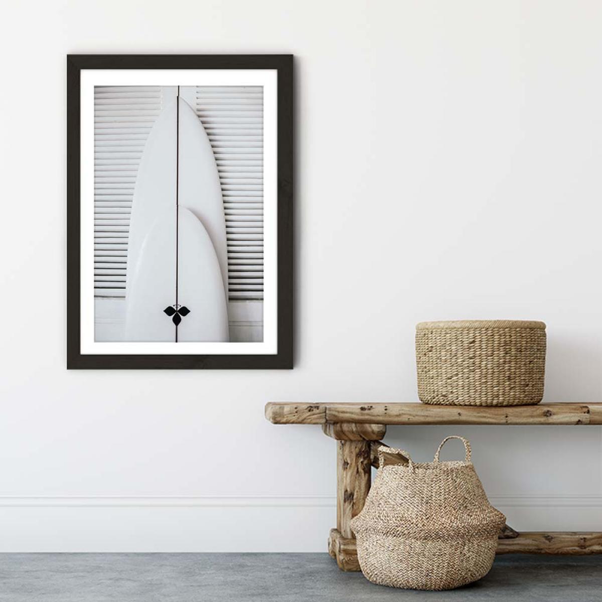 Beach Surfboard Symmetrie Art Print Black Frame – image 6