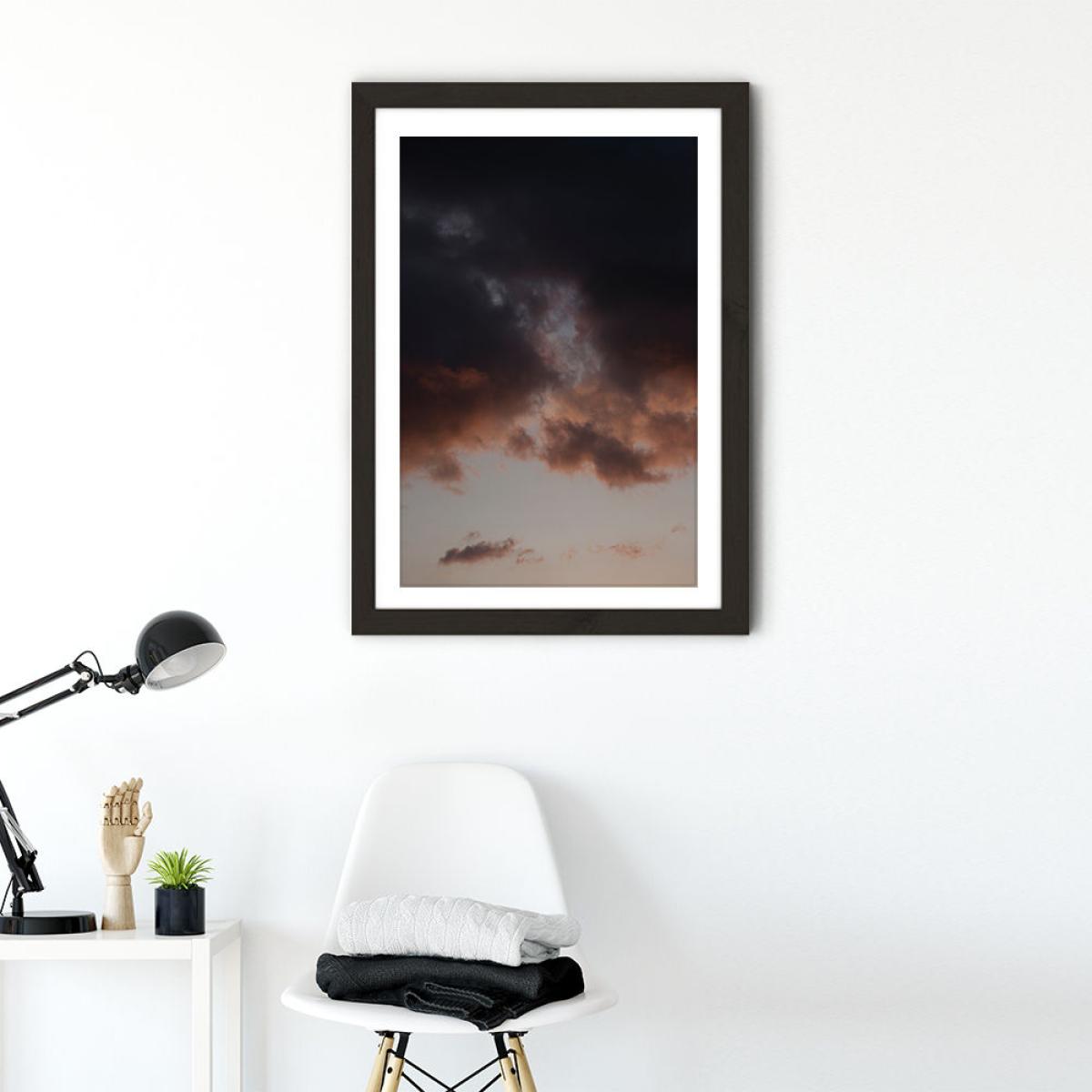 Lila Wolken - Dreamy Evening Sky Art Print Black Frame – image 2