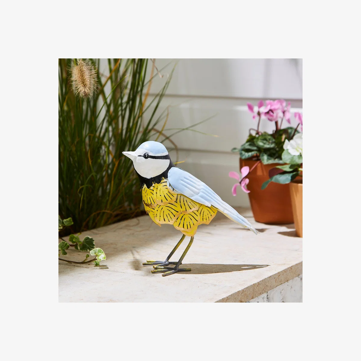 Metal Blue Goldfish Decor – image 1