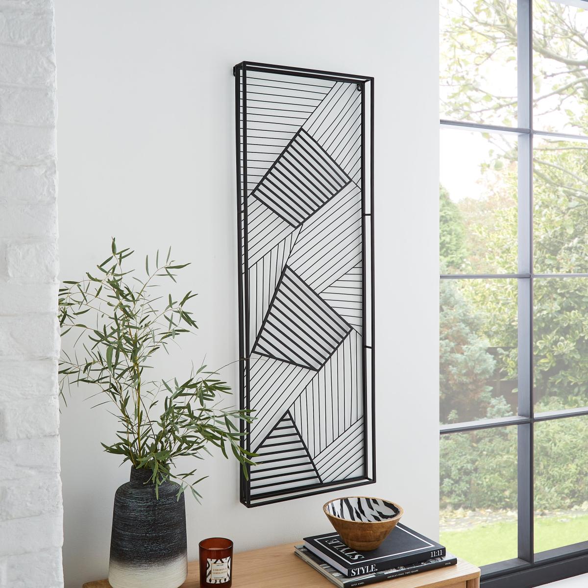 Indoor Outdoor London Panels Wall Art 1.2m Black – image 2