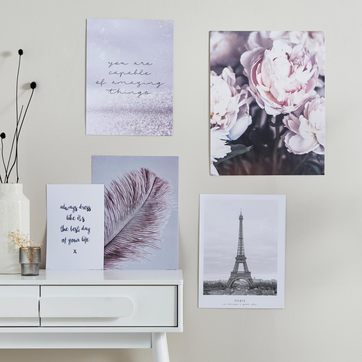 Pack of 5 Soft Glam Posters MultiColoured – image 1