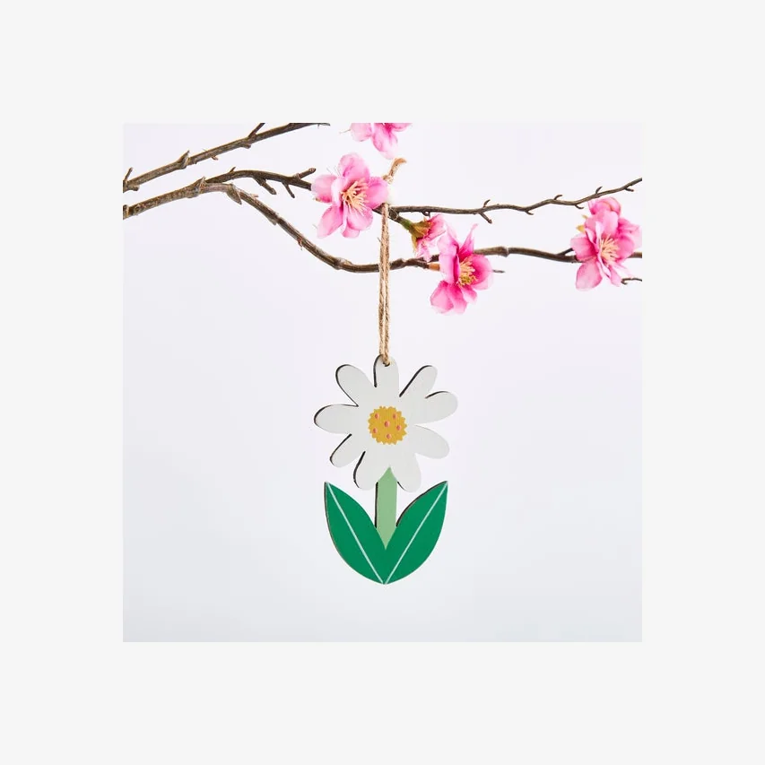 Wooden Flower Hanging Decoration – image 1