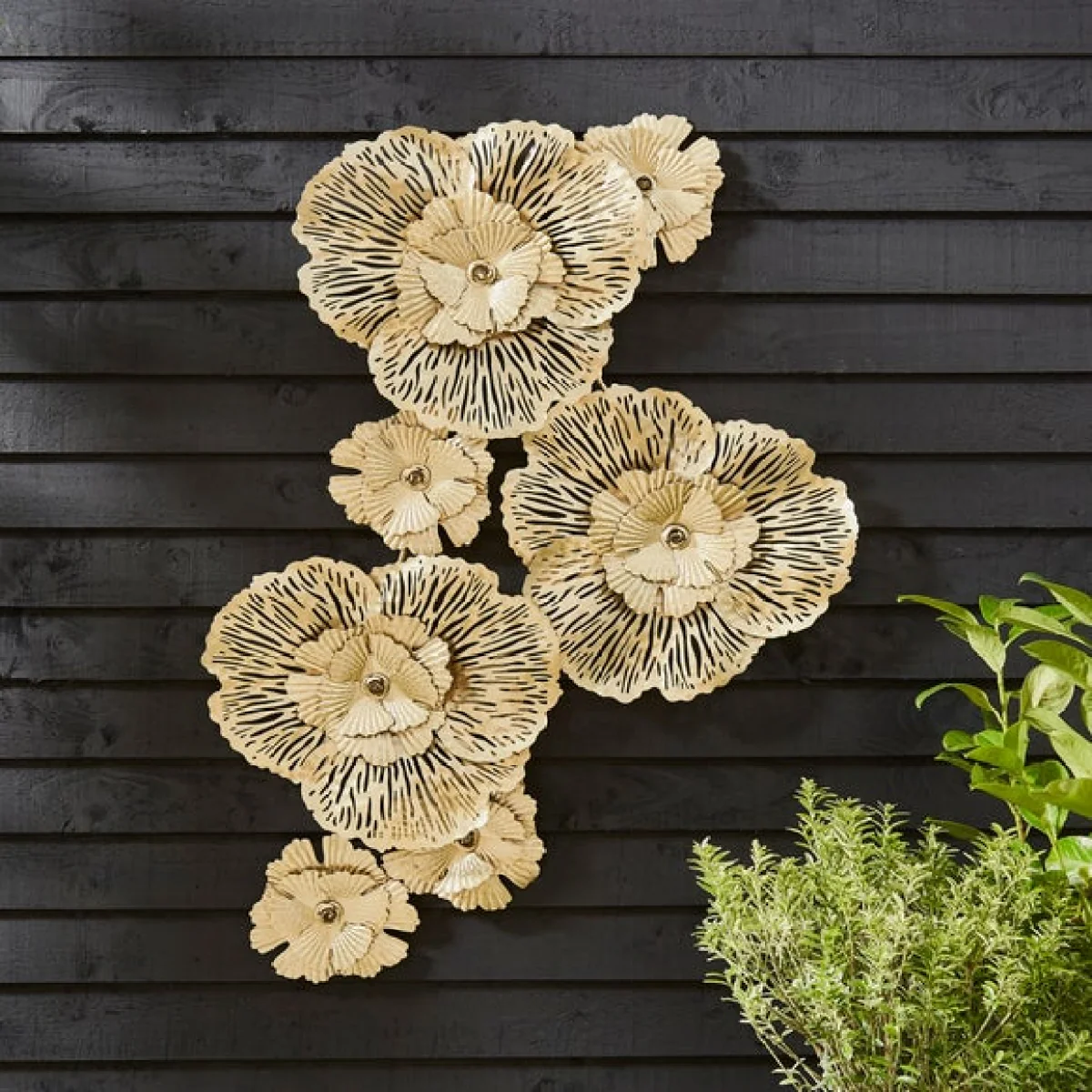 Luxe Floral Metal Gold Wall Art Gold – image 2
