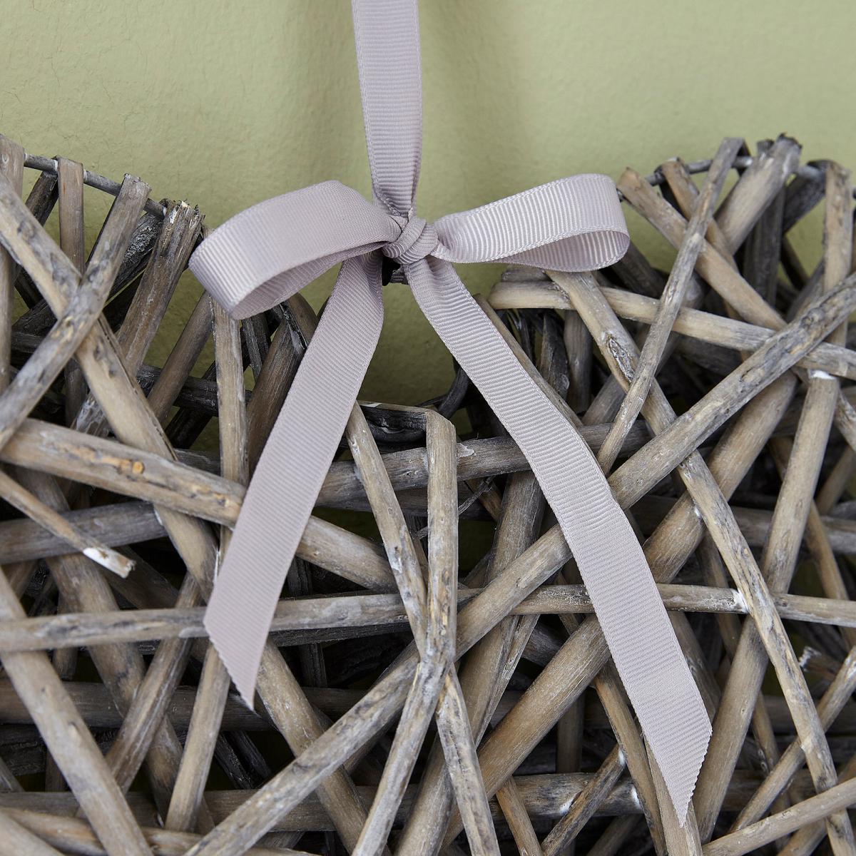 Grey Wicker Heart Grey – image 2