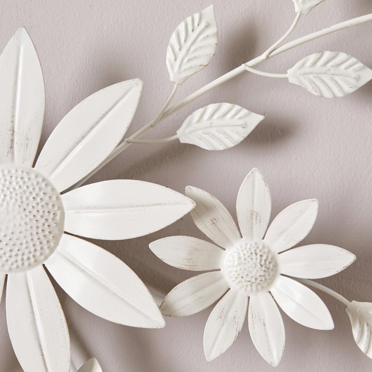 Vintage Cream Floral Wall Art Cream – image 2
