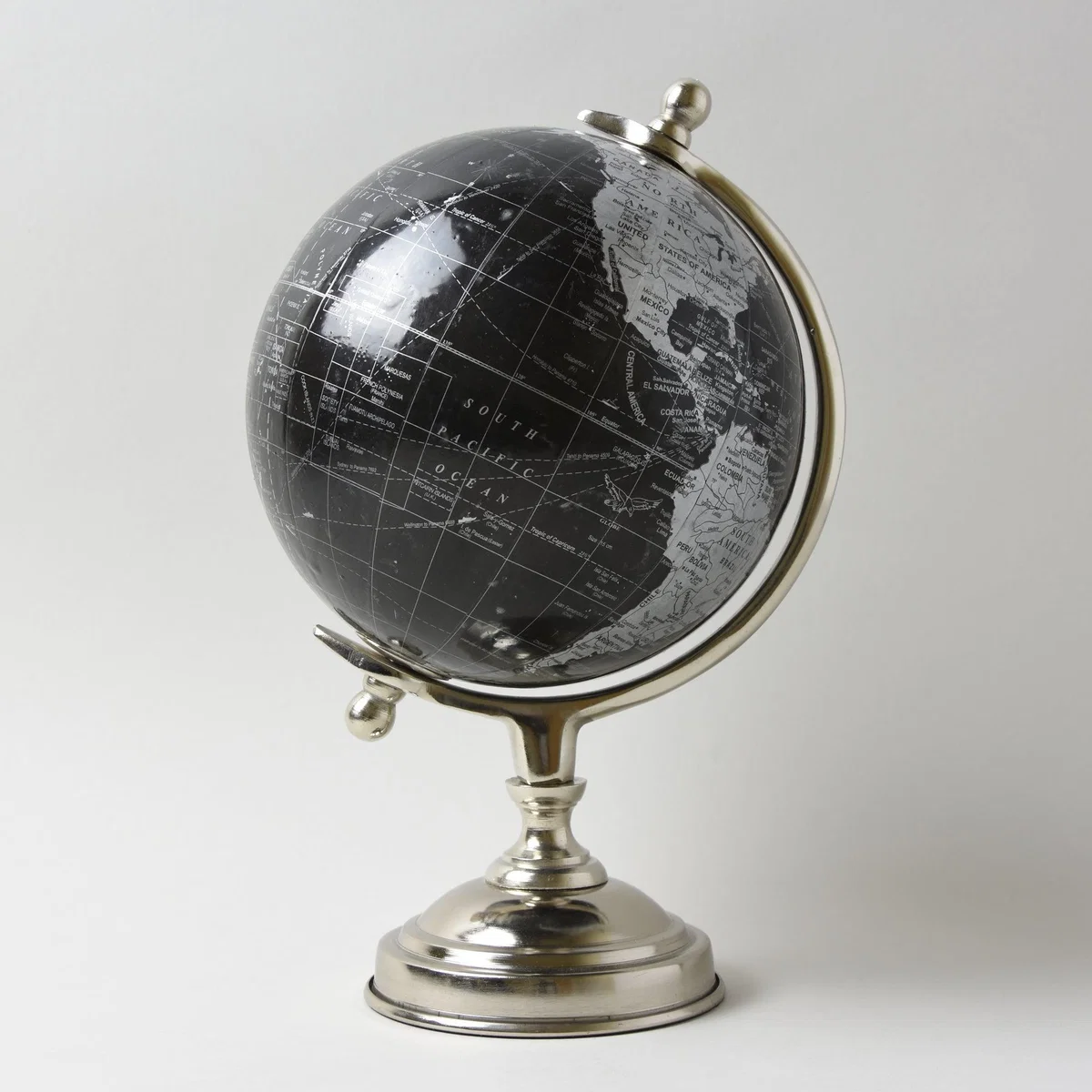 Decor Black and Silver Globe Black – image 2