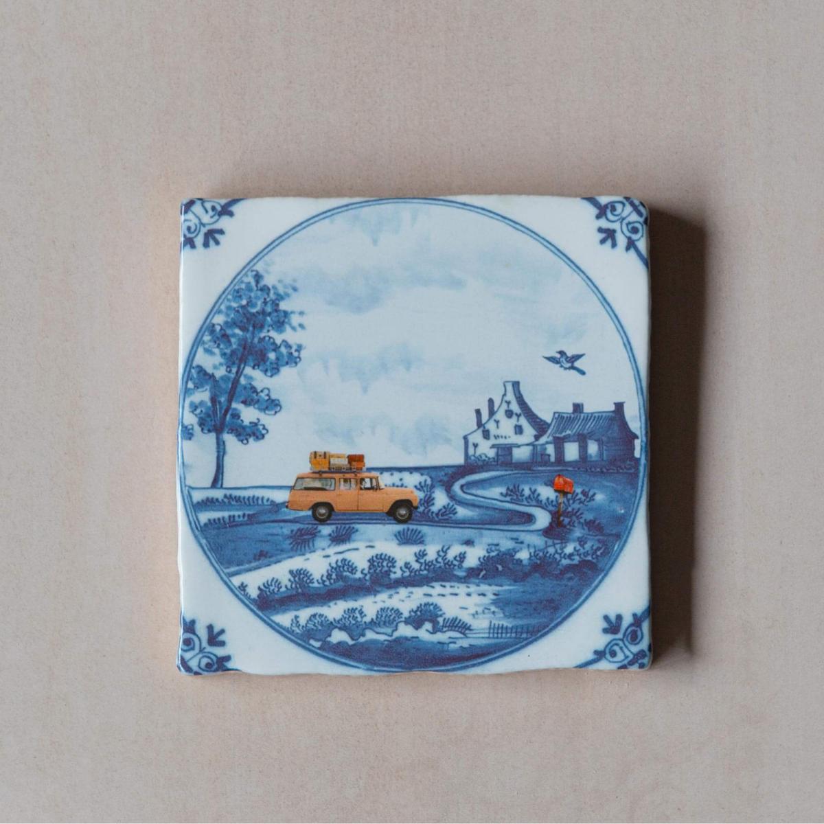 Superwoman Tile – image 5